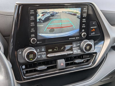 2022 Toyota Highlander Base
