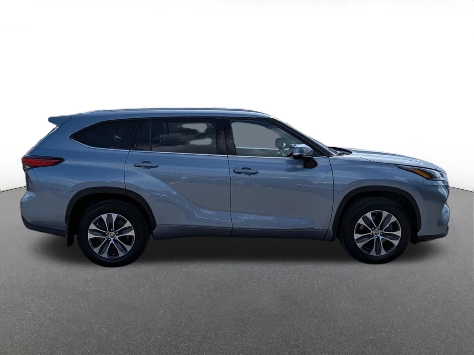 2022 Toyota Highlander Base