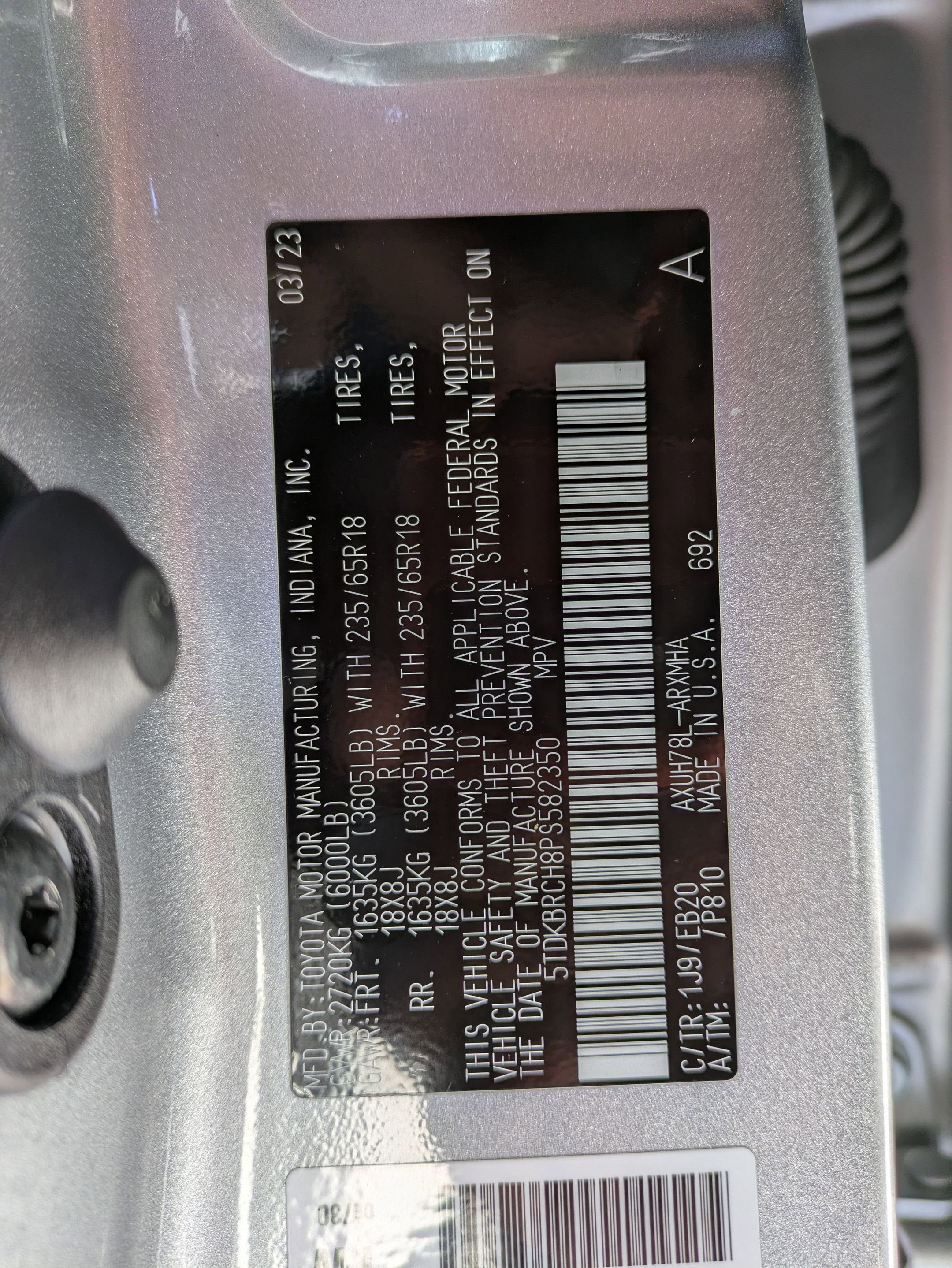 2023 Toyota Highlander Base