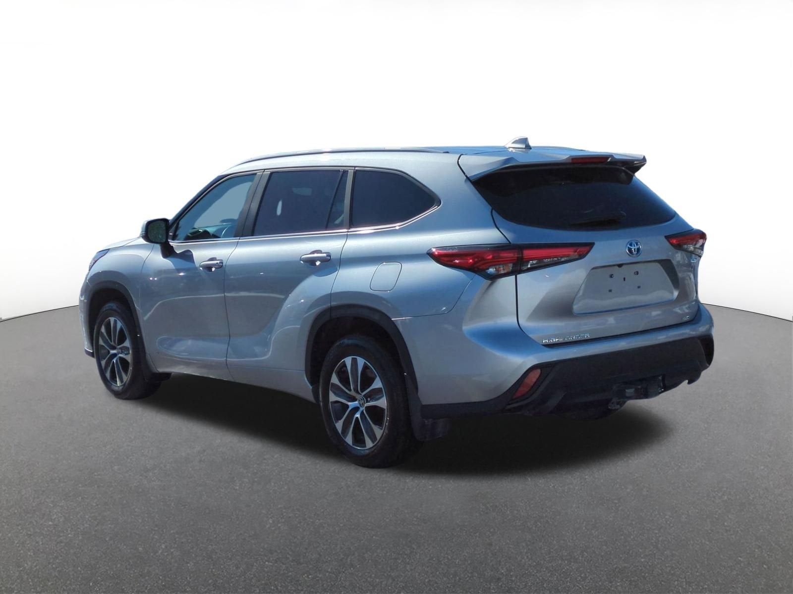 2023 Toyota Highlander Base