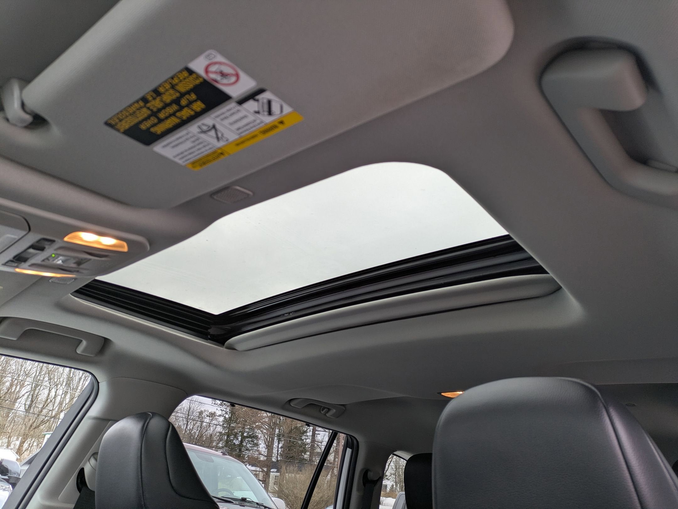 2023 Toyota Highlander Base