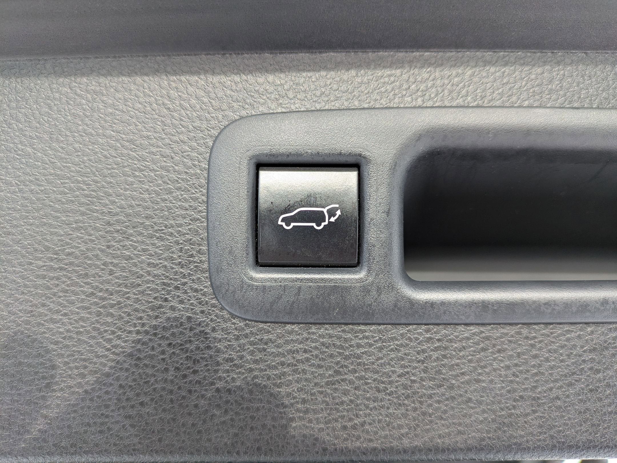 2023 Toyota Highlander Base