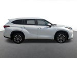 2023 Toyota Highlander Base