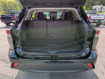 2024 Toyota Highlander Base