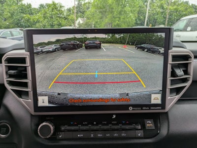 2022 Toyota Tundra 4WD SR5