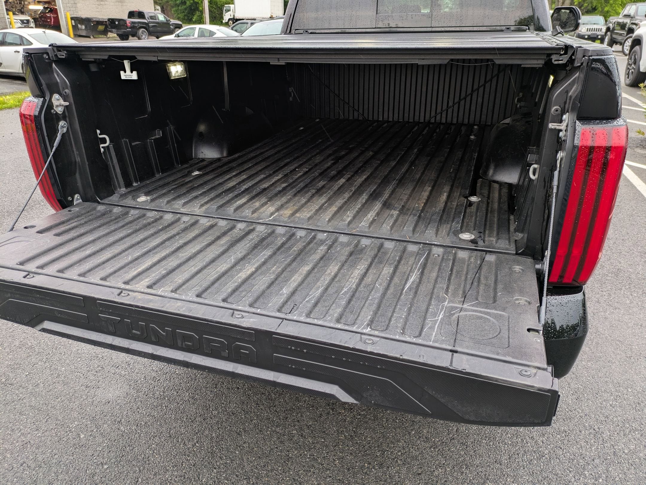 2022 Toyota Tundra 4WD SR5