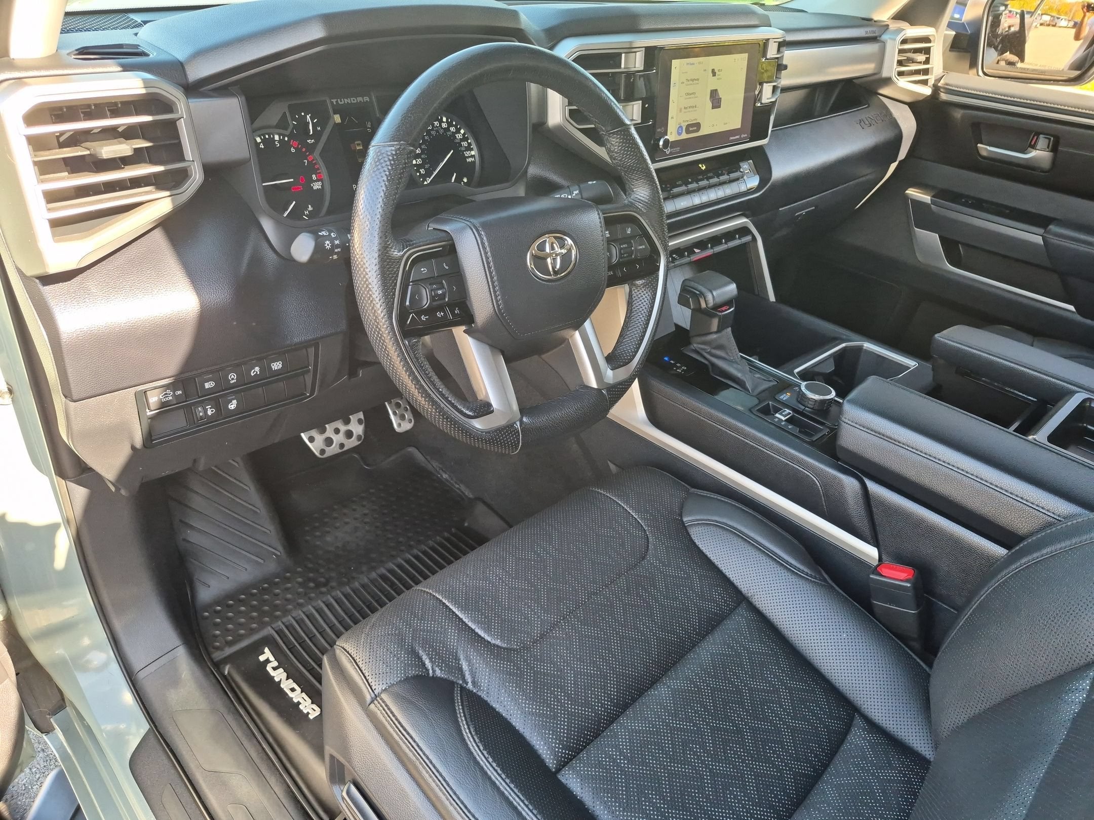 2023 Toyota Tundra 4WD SR5