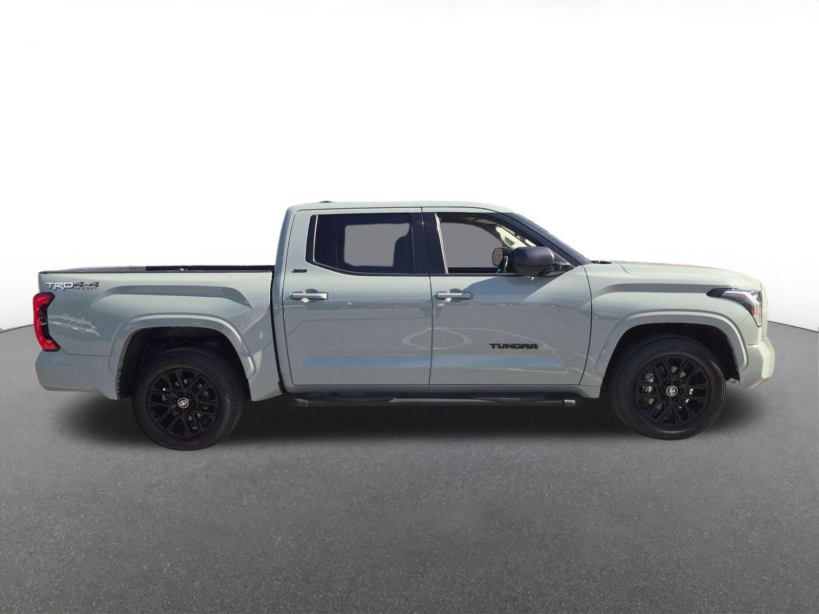 2023 Toyota Tundra 4WD SR5