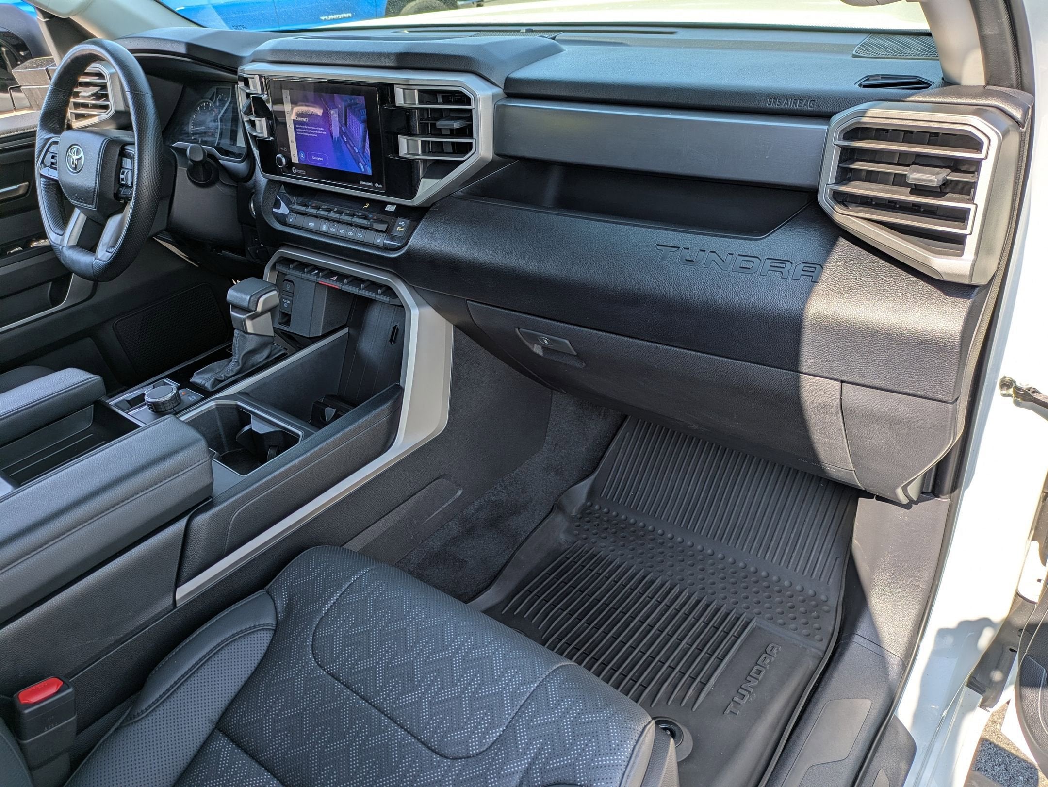 2024 Toyota Tundra 4WD SR5