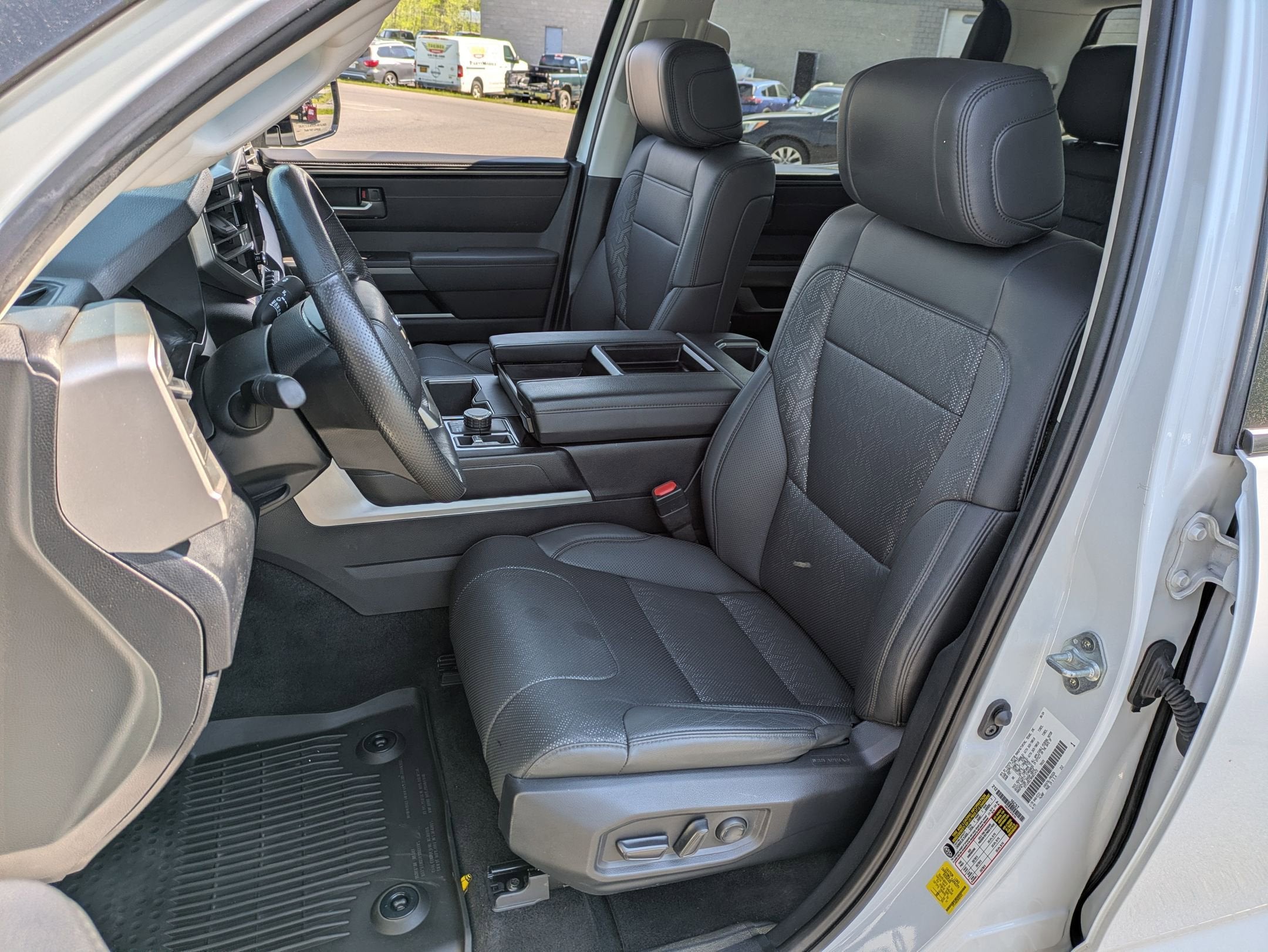 2024 Toyota Tundra 4WD SR5