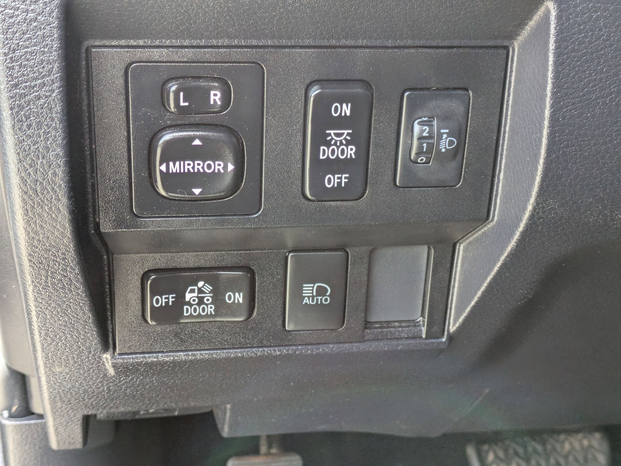 2019 Toyota Tundra 4WD Base
