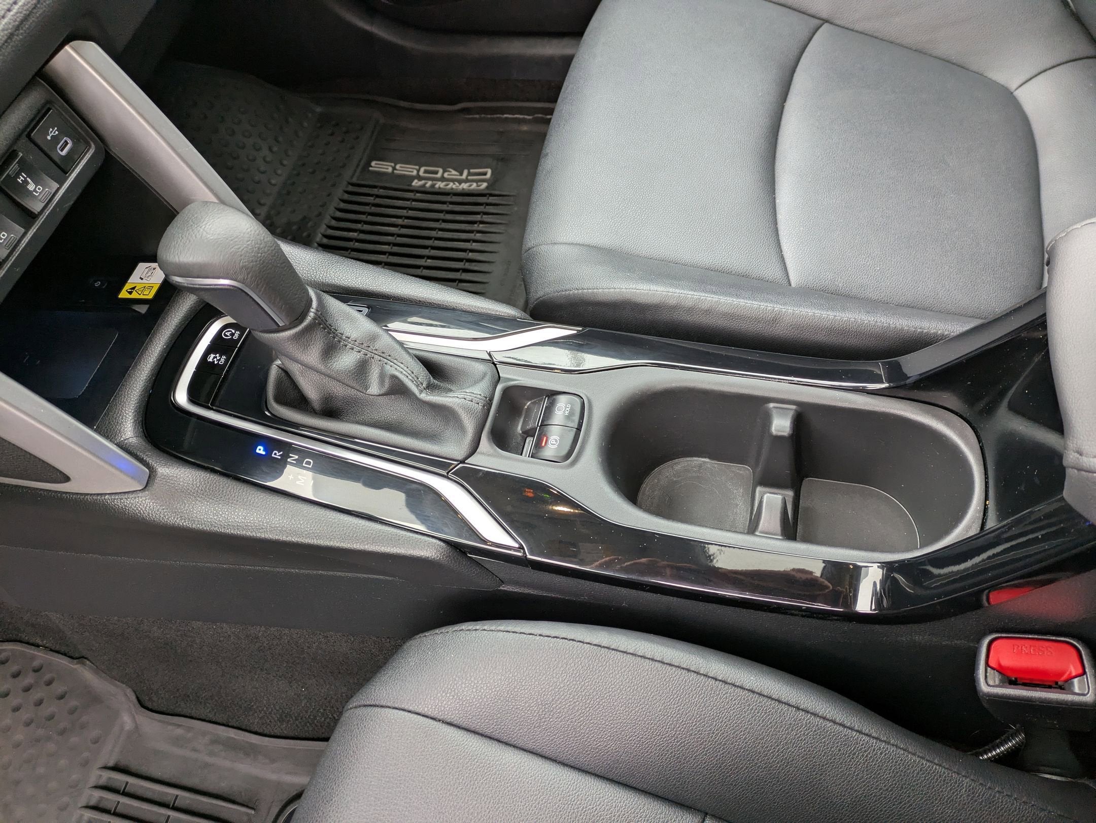 2023 Toyota Corolla Cross XLE