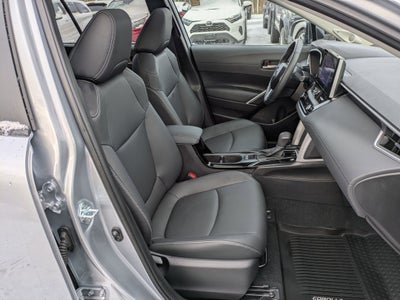 2025 Toyota Corolla Cross XLE