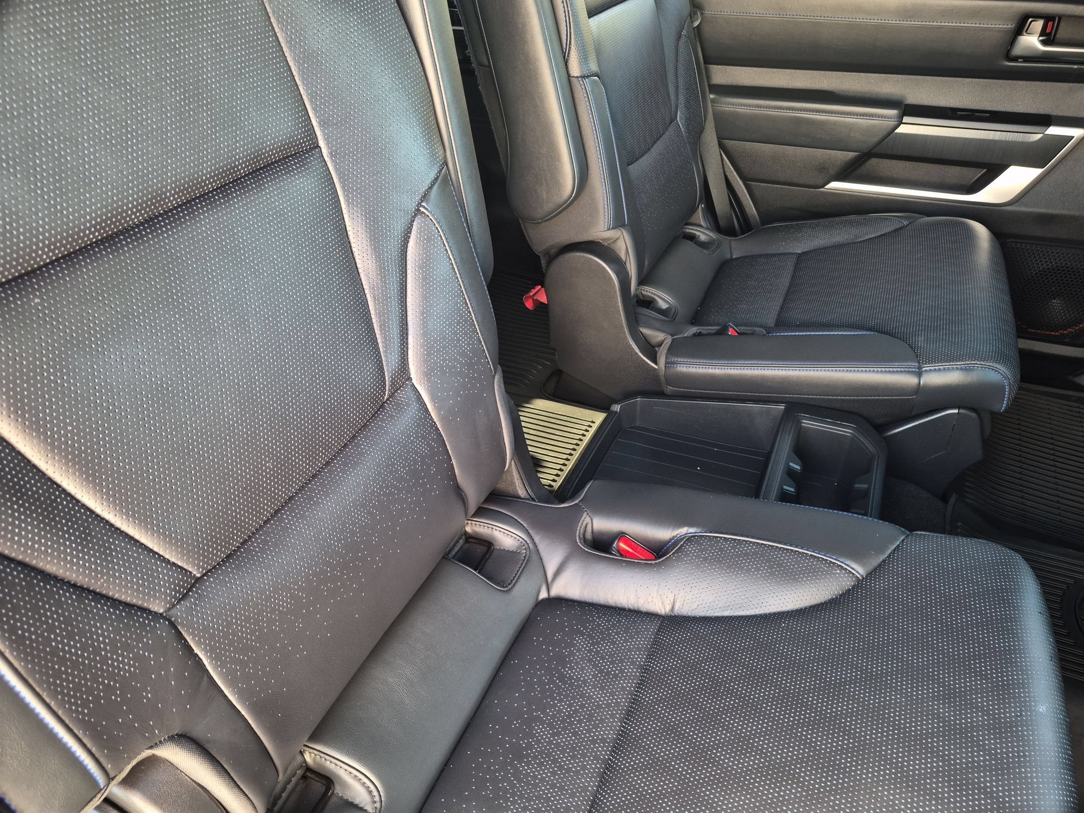 2023 Toyota Sequoia Base