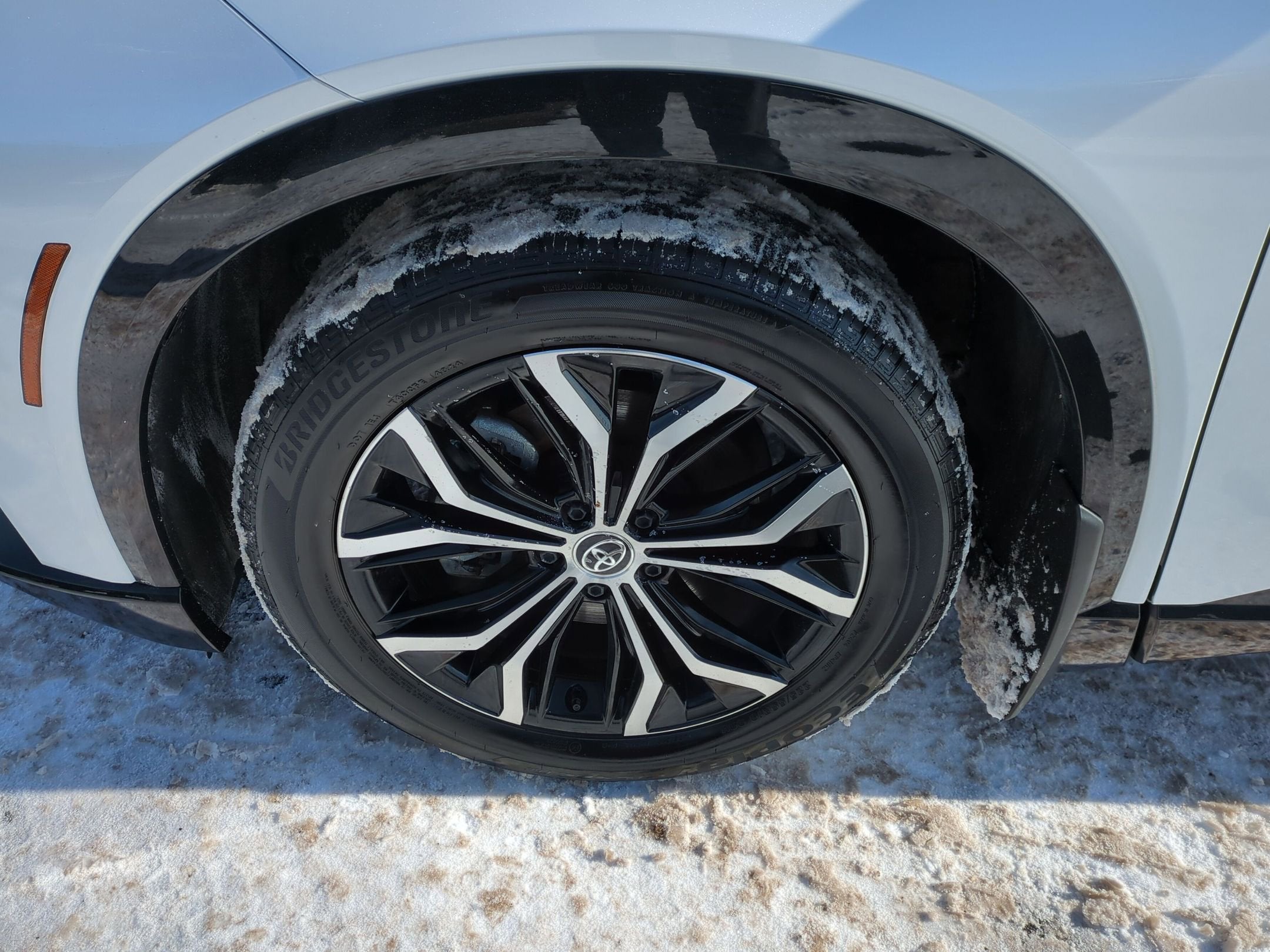 2025 Toyota Crown Signia Base