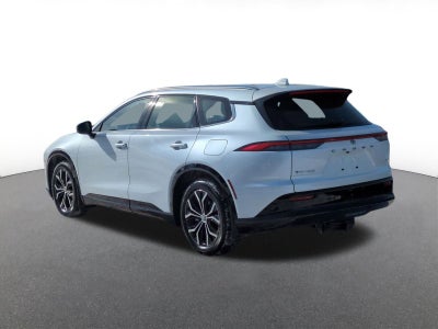 2025 Toyota Crown Signia Base