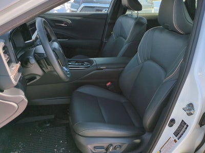 2025 Toyota Crown Signia Base