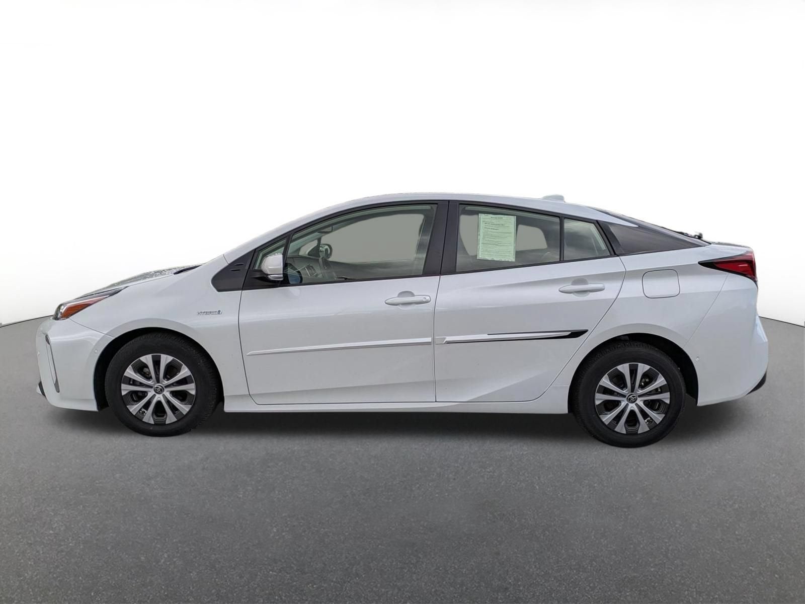 2022 Toyota Prius XLE
