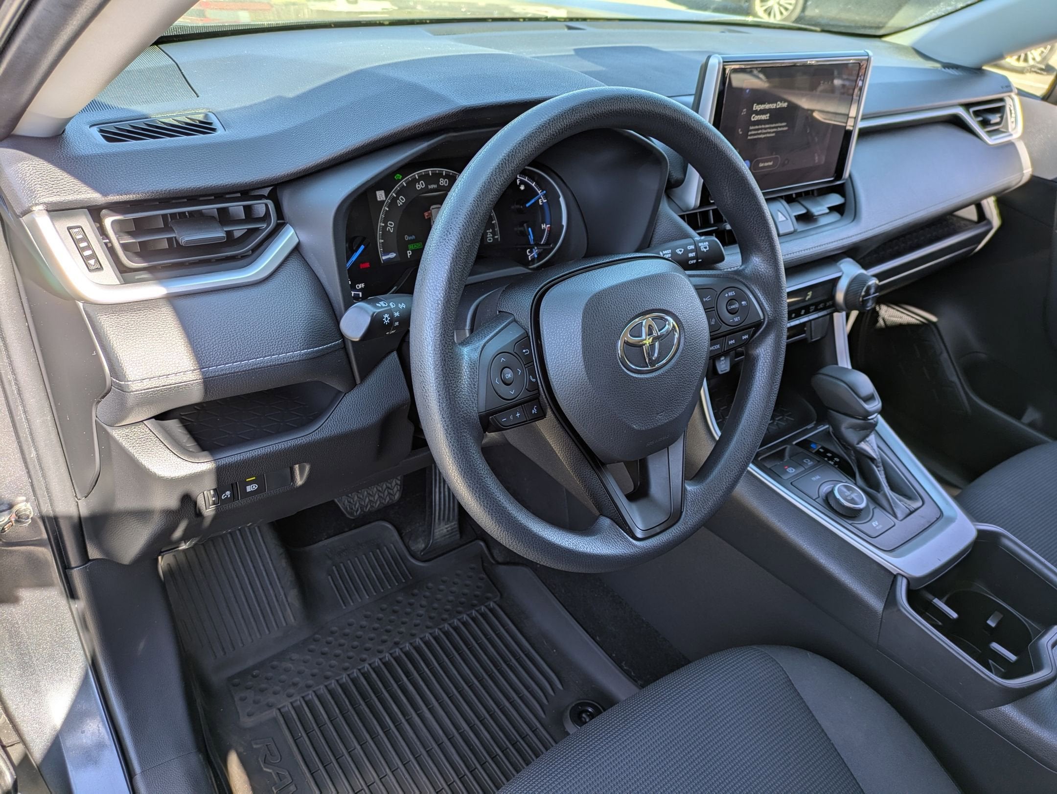 2023 Toyota RAV4 Hybrid LE