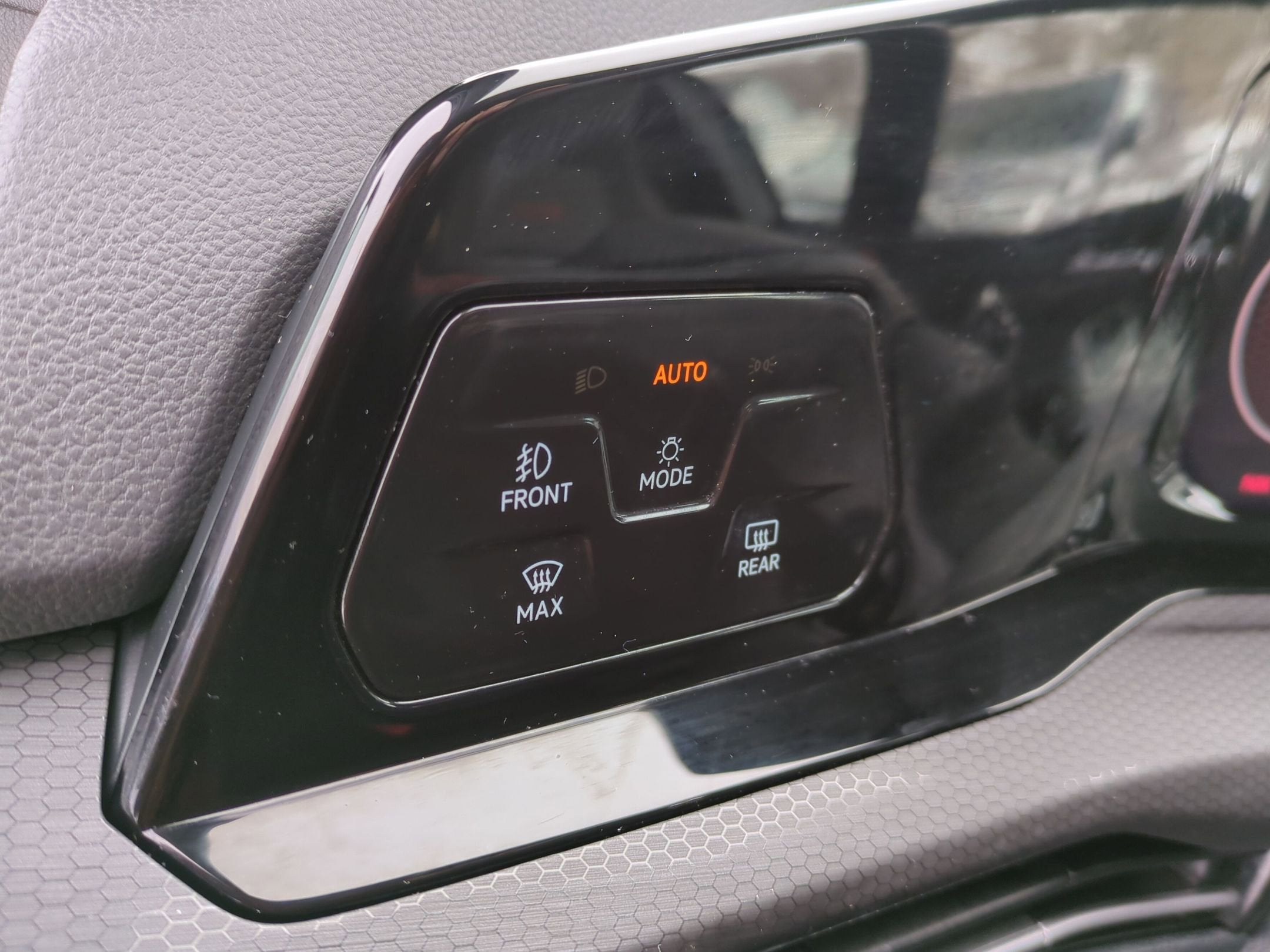 2024 Volkswagen Golf GTI S