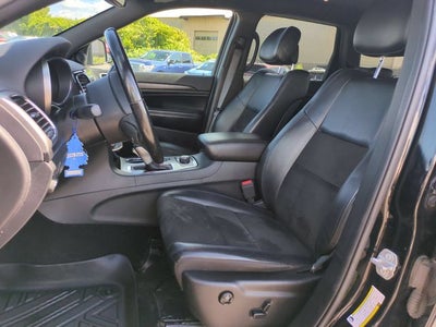 2020 Jeep Grand Cherokee Laredo