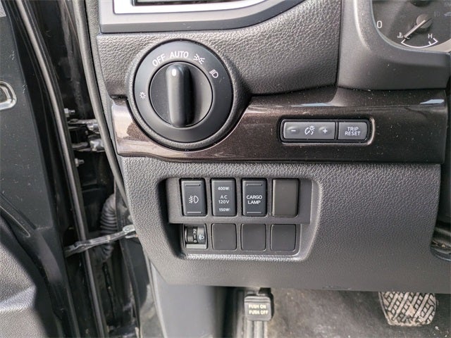 2019 Nissan Titan SV