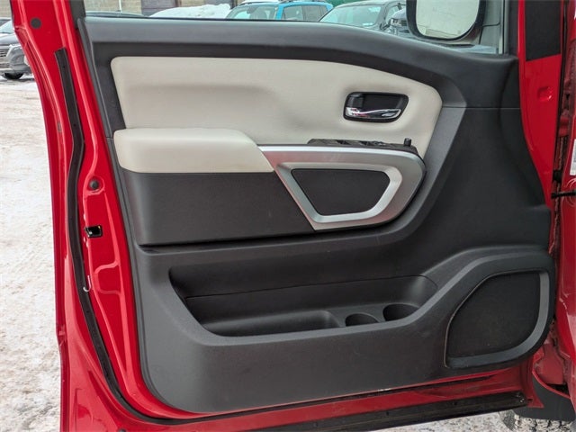 2021 Nissan Titan SV