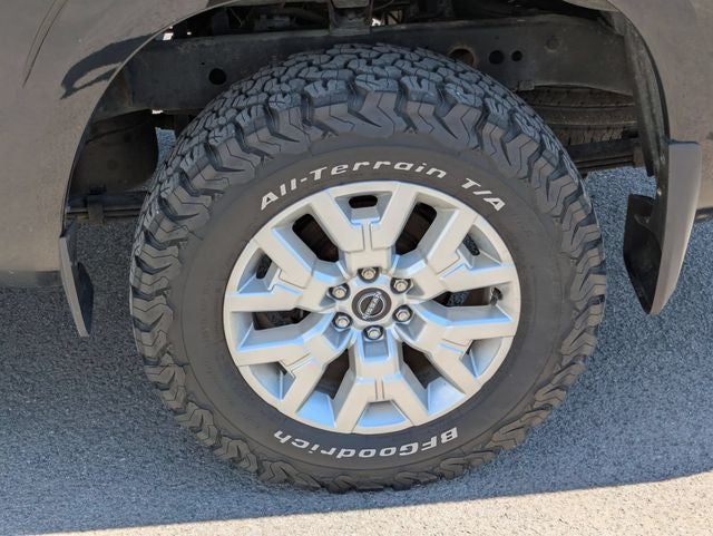 2022 Nissan Frontier SV