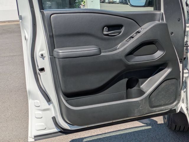 2023 Nissan Frontier S