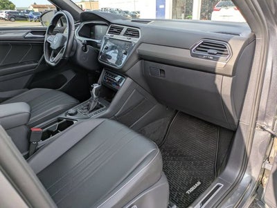 2023 Volkswagen Tiguan 2.0T SE R-Line Black