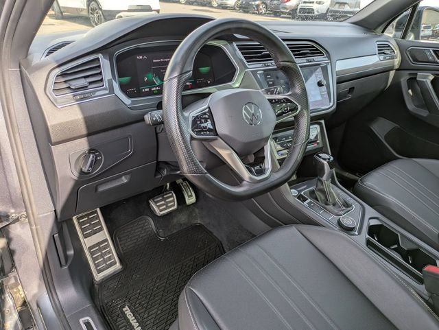 2023 Volkswagen Tiguan 2.0T SE R-Line Black