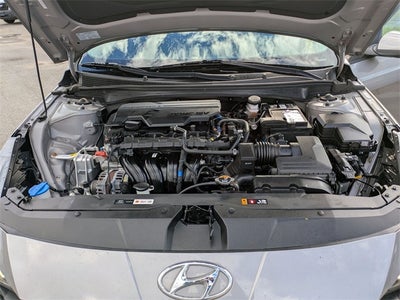 2021 Hyundai Elantra SE