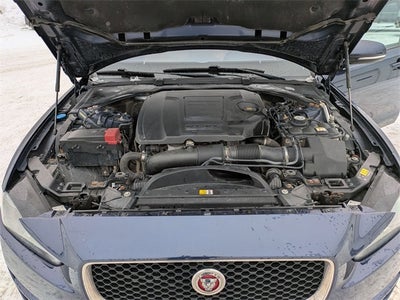 2018 Jaguar XE 25t Premium