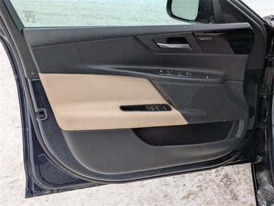 2018 Jaguar XE 25t Premium