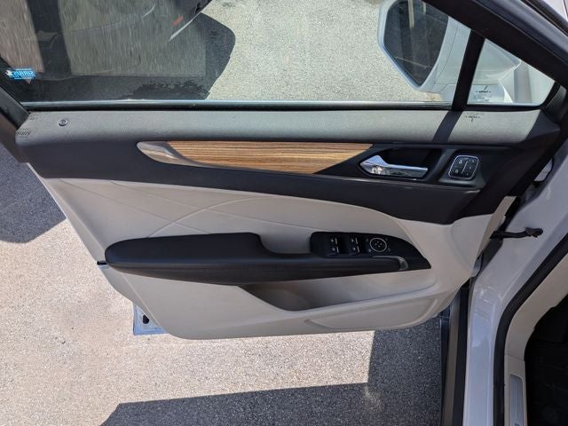 2016 Lincoln MKC Select