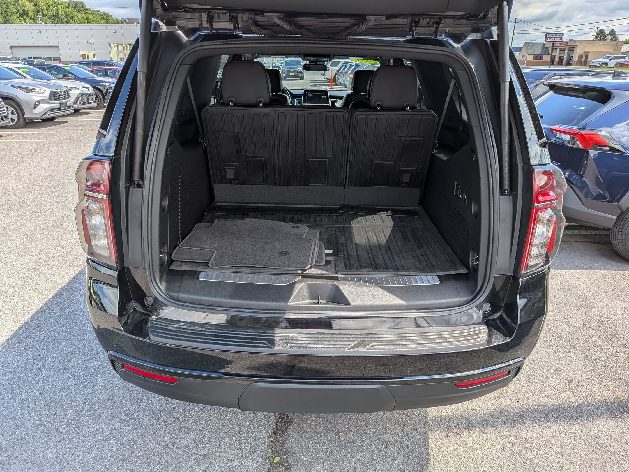 2024 Chevrolet Suburban Z71
