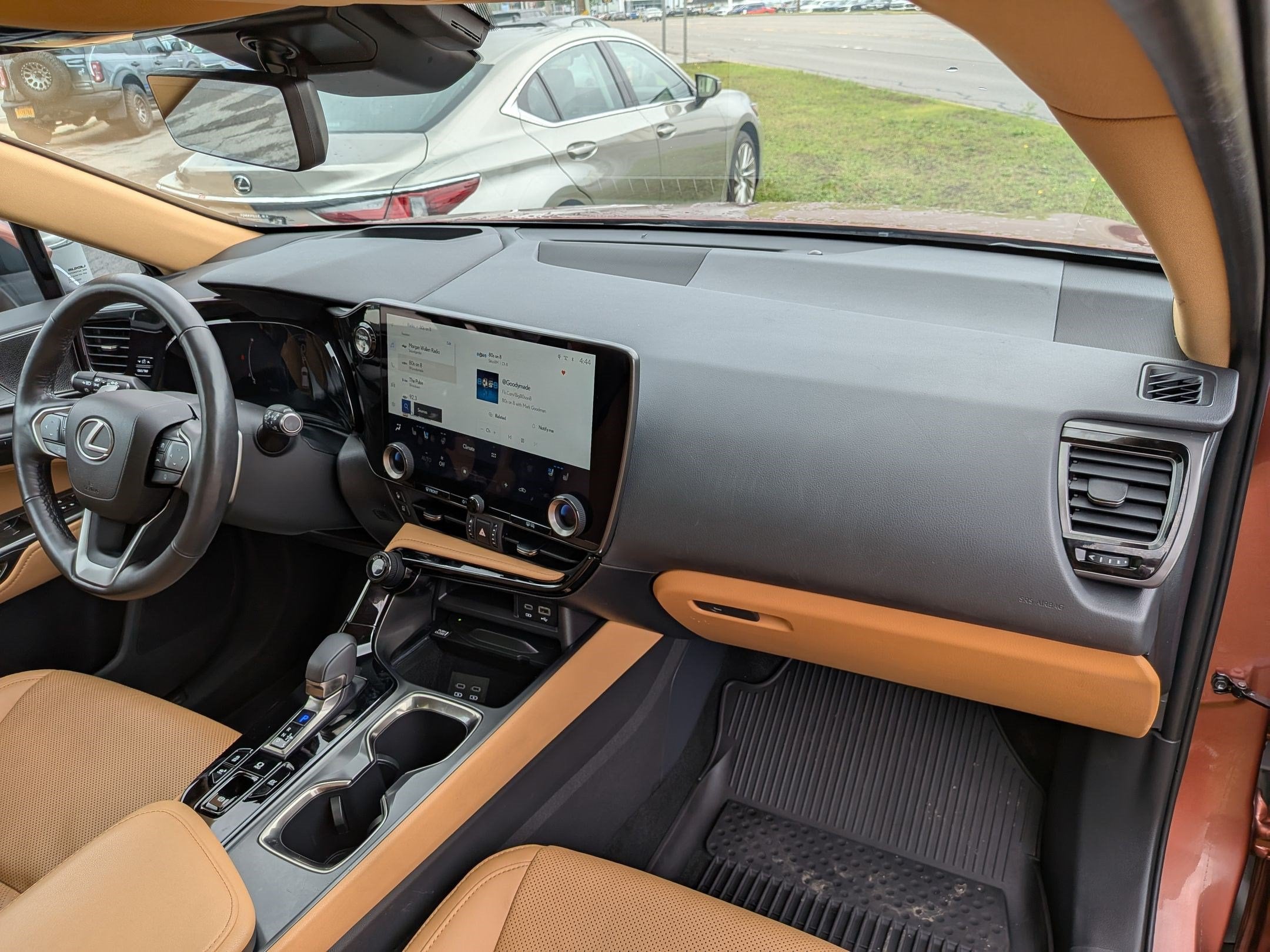 2025 Lexus NX 350h Luxury