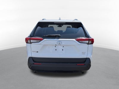 2023 Toyota RAV4 XLE w/ Convenience & Cold Weather Pkg
