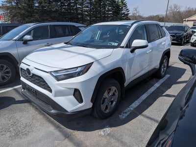 2023 Toyota RAV4 XLE w/ Convenience & Cold Weather Pkg