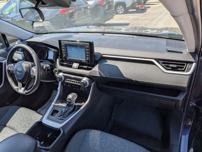 2022 Toyota RAV4 XLE w/ Convenience & Cold Weather Pkg