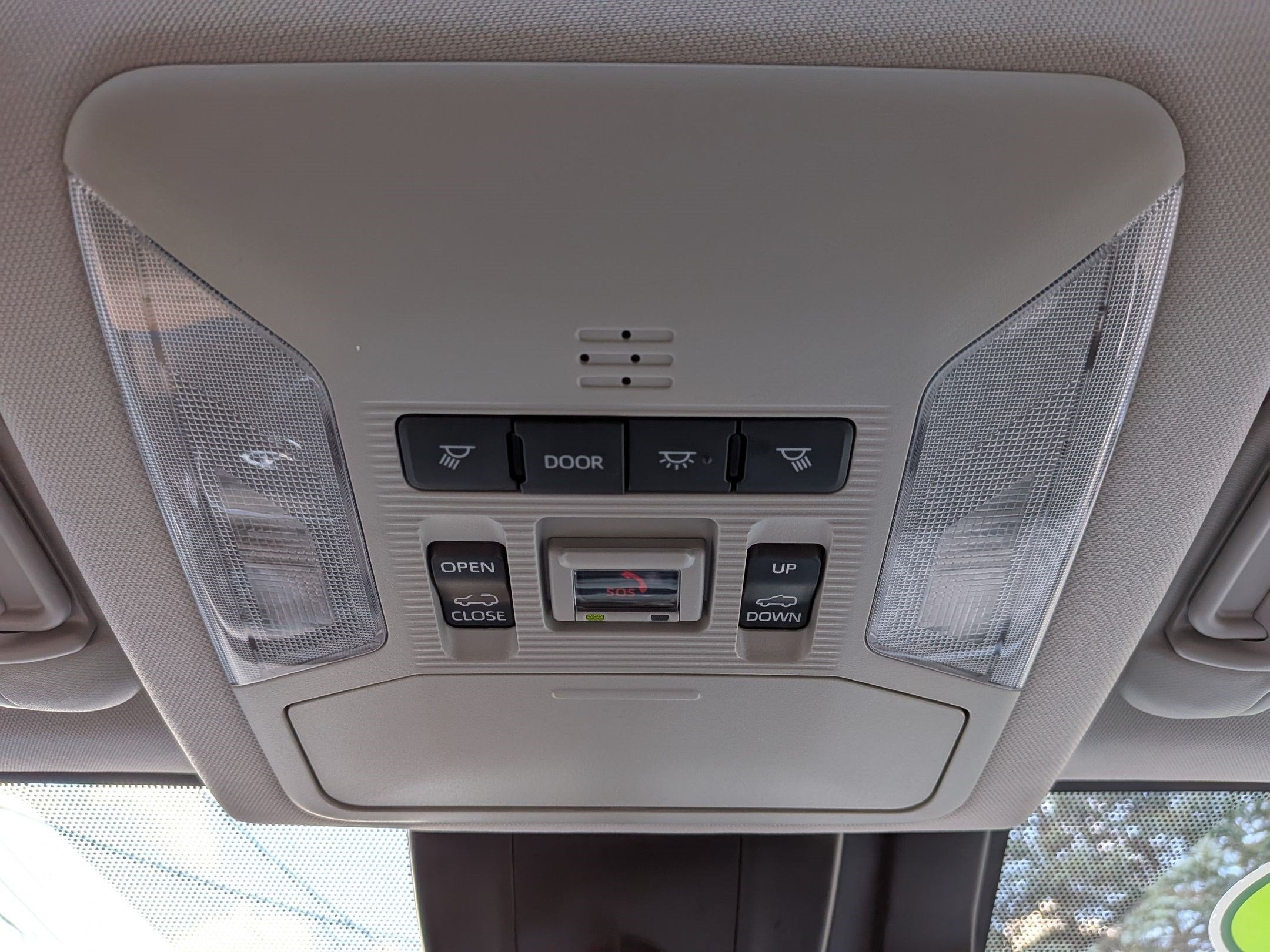 2023 Toyota RAV4 XLE w/ Convenience & Cold Weather Pkg