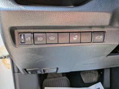 2023 Toyota RAV4 XLE w/ Convenience & Cold Weather Pkg