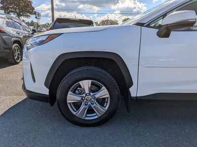 2023 Toyota RAV4 XLE w/ Convenience & Cold Weather Pkg