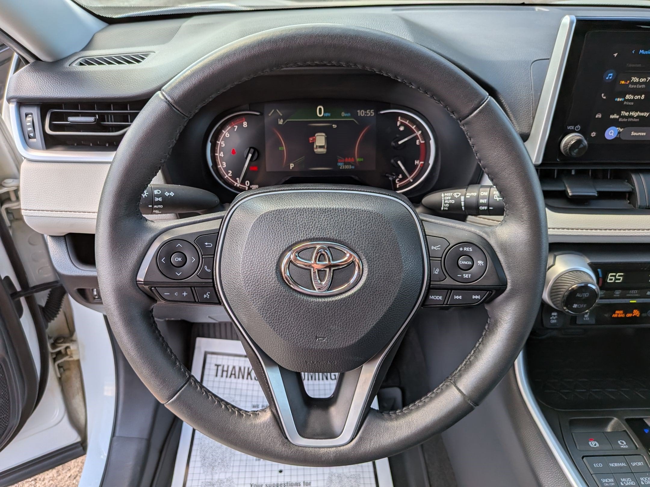 2023 Toyota RAV4 XLE w/ Convenience & Cold Weather Pkg