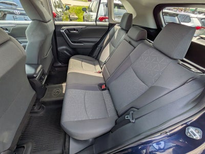 2021 Toyota RAV4 XLE w/ Convenience & Cold Weather Pkg