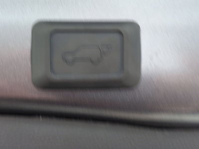 2023 Toyota RAV4 XLE w/ Convenience & Cold Weather Pkg