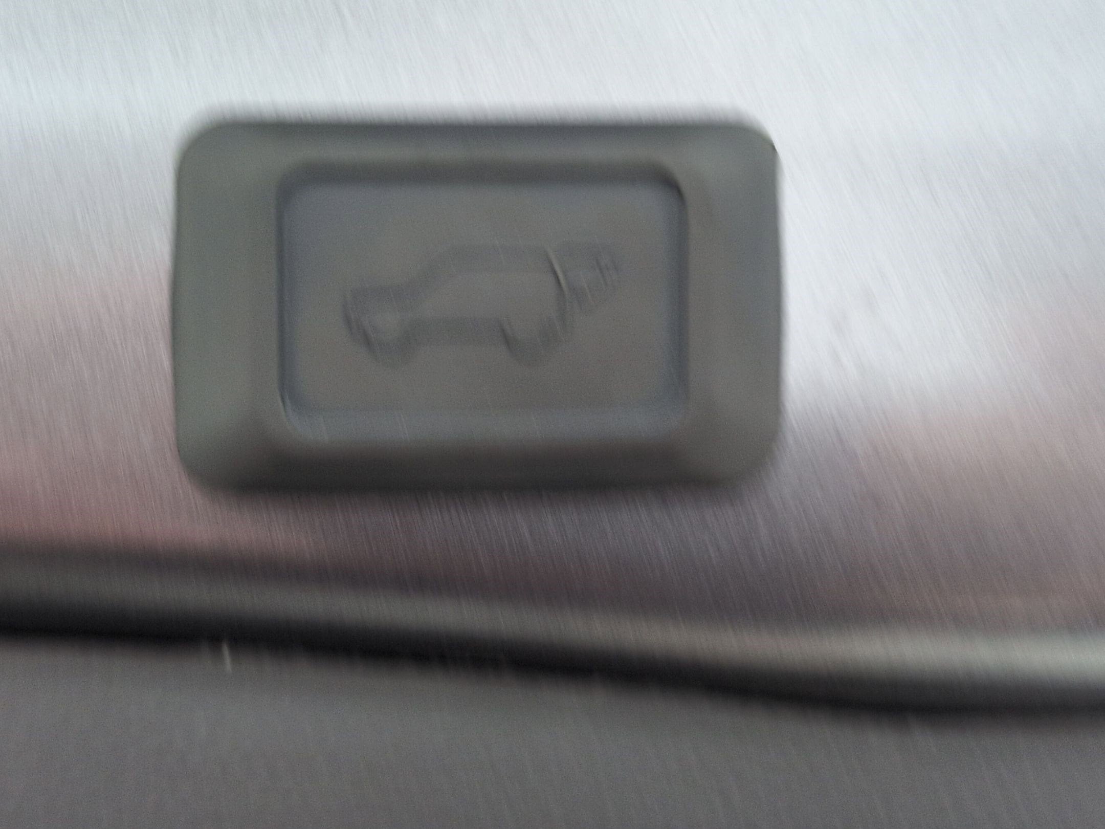 2023 Toyota RAV4 XLE w/ Convenience & Cold Weather Pkg