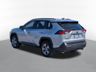 2025 Toyota RAV4 XLE w/ Convenience & Cold Weather Pkg