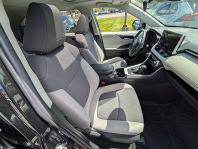 2023 Toyota RAV4 Hybrid XLE w/ Convenience & Cold Weather Pkg