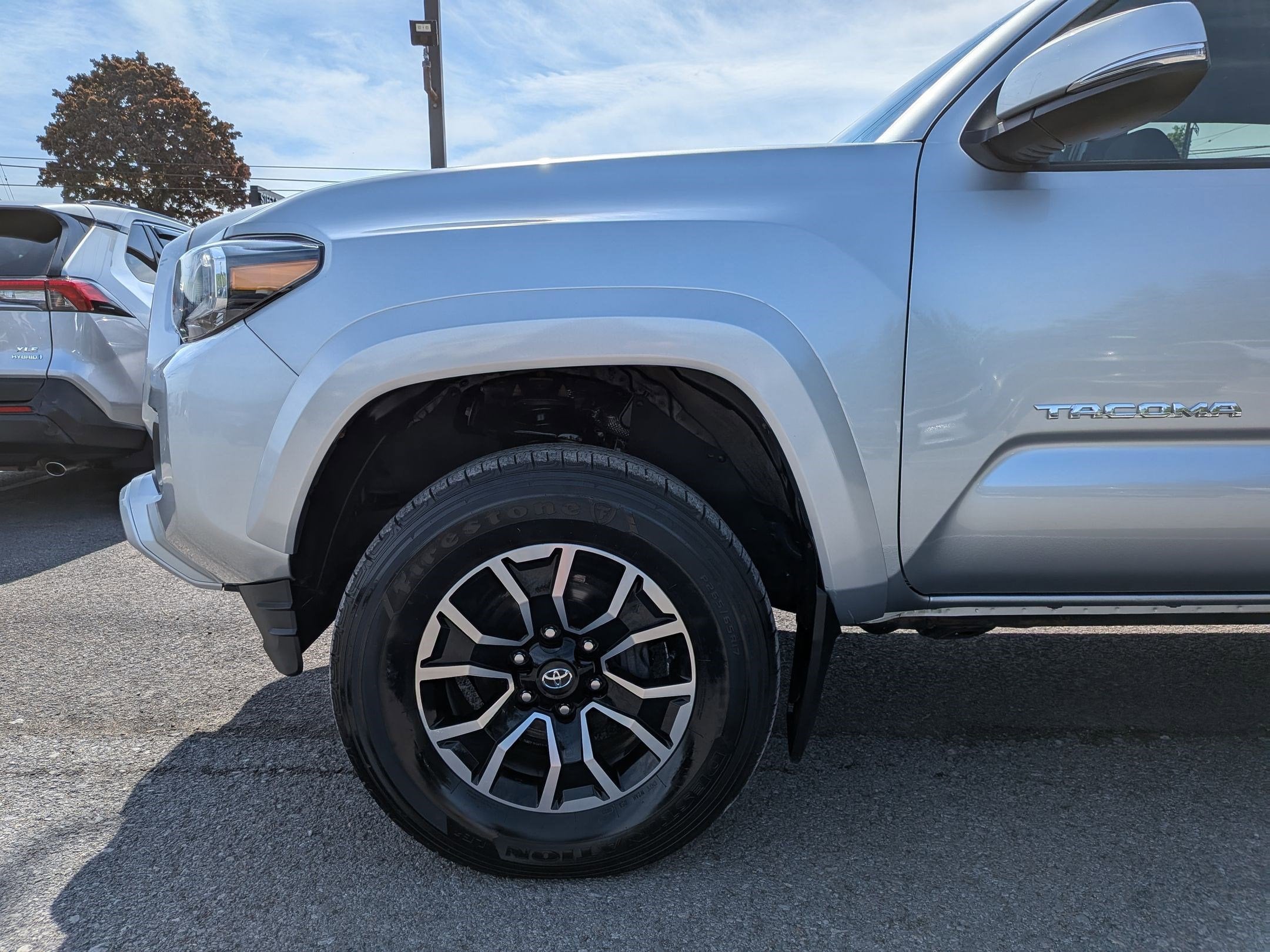 2023 Toyota Tacoma TRD Sport V6